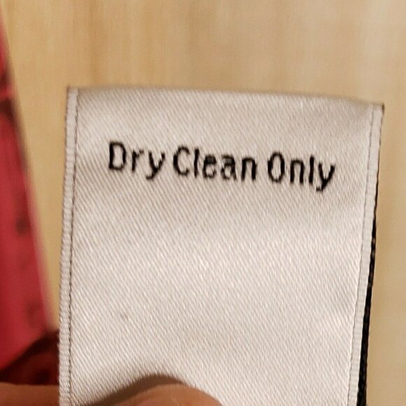 Cabi Women's Sheer Floral Maroon Blouse. Small - Picture 5 of 6